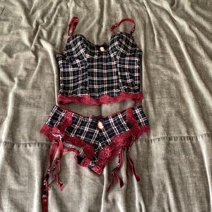 NWOT Cameo Corset Lingerie Set